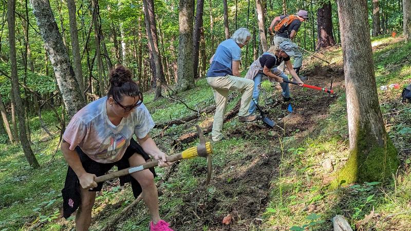 VOLUNTEER OPPORTUNITY - Cambridge Community Forest Trail Day